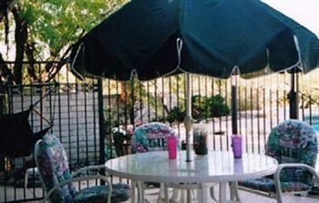 Bed And Bagels Of Tucson Hotel Tanque Verde Bagian luar foto