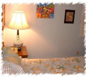 Bed And Bagels Of Tucson Hotel Tanque Verde Bagian luar foto