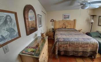 Bed And Bagels Of Tucson Hotel Tanque Verde Bagian luar foto